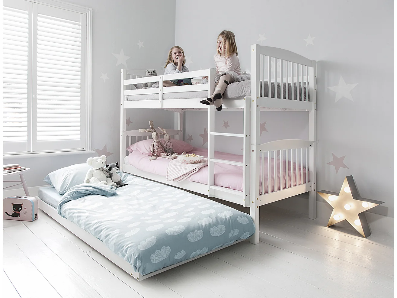 Noa & Nani Brighton Bunk Bed with Spacesaver Pull out Trundle in White