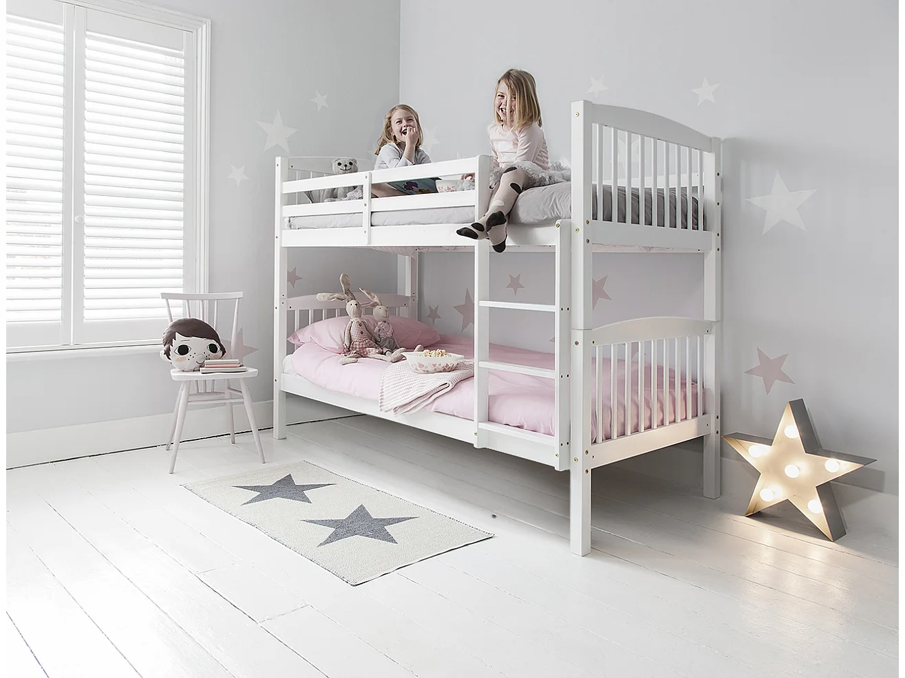 Noa & Nani Brighton Bunk Bed with Spacesaver Pull out Trundle in White
