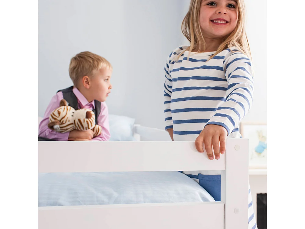Noa & Nani Jakke Bunk Bed with Straight Ladder in White