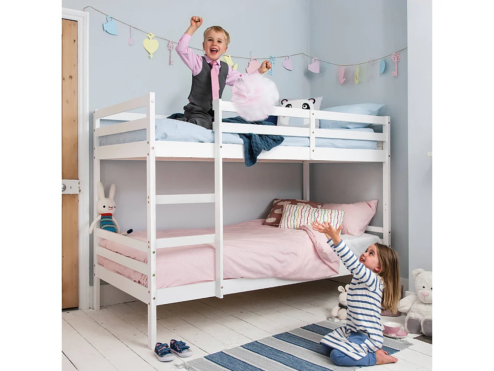 Noa & Nani Jakke Bunk Bed with Straight Ladder in White