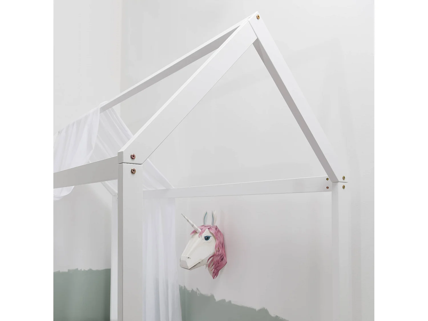 Noa & Nani Jansen Scandinavian Single Bed Frame in White