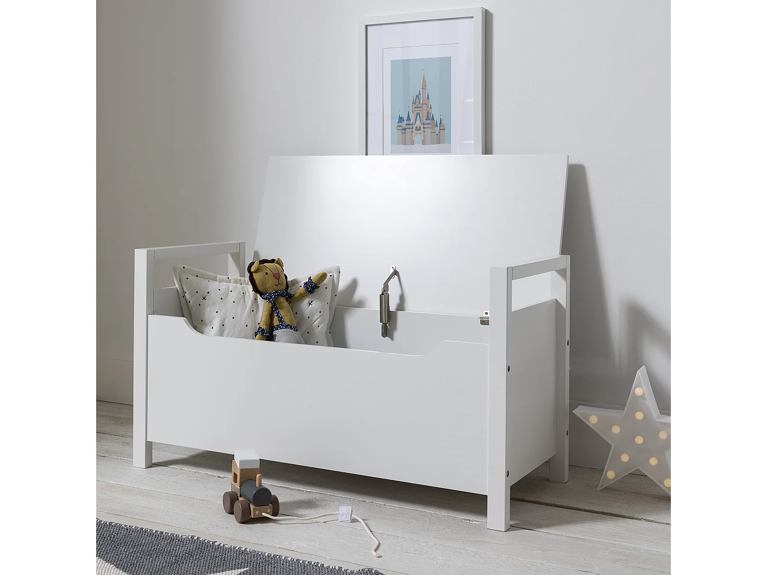 Noa & Nani Osman Toy Box with Cushion in White