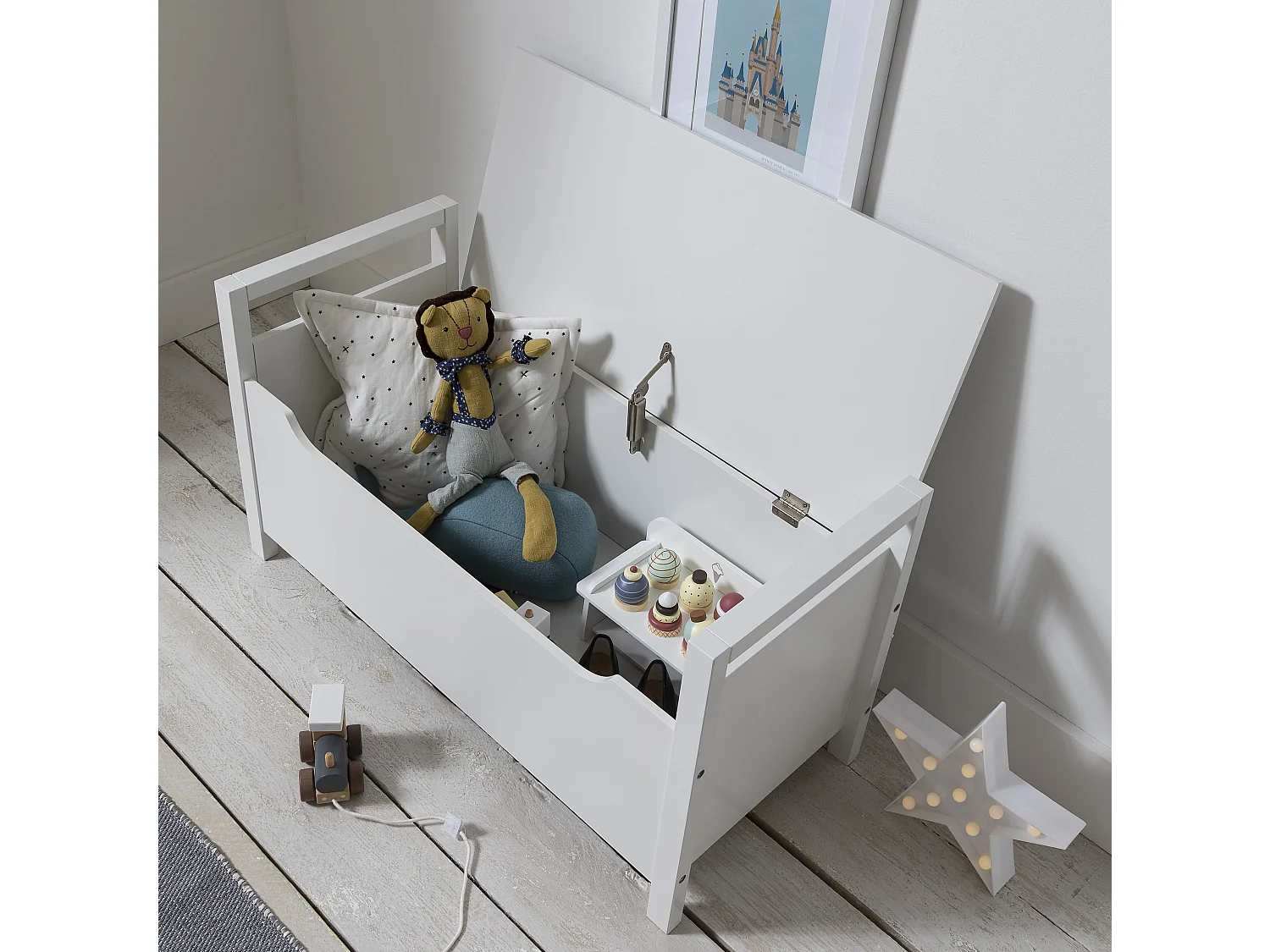 Noa & Nani Osman Toy Box with Cushion in White
