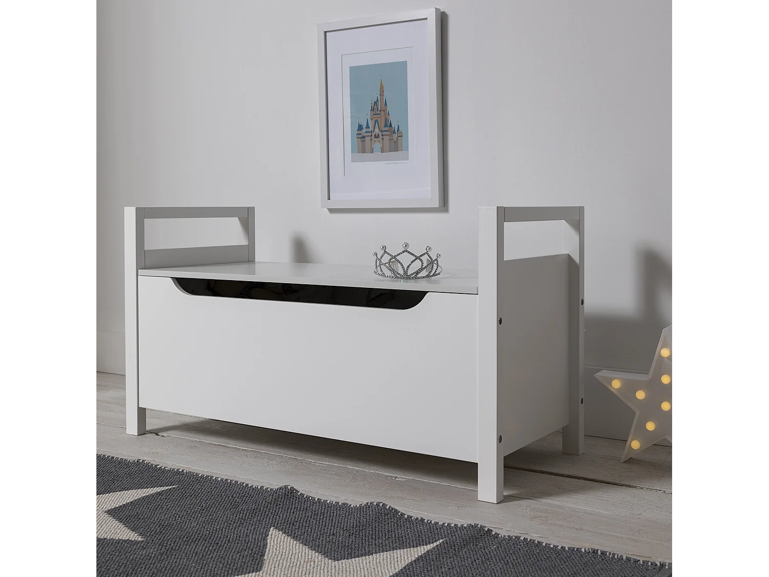 Noa & Nani Osman Toy Box with Cushion in White