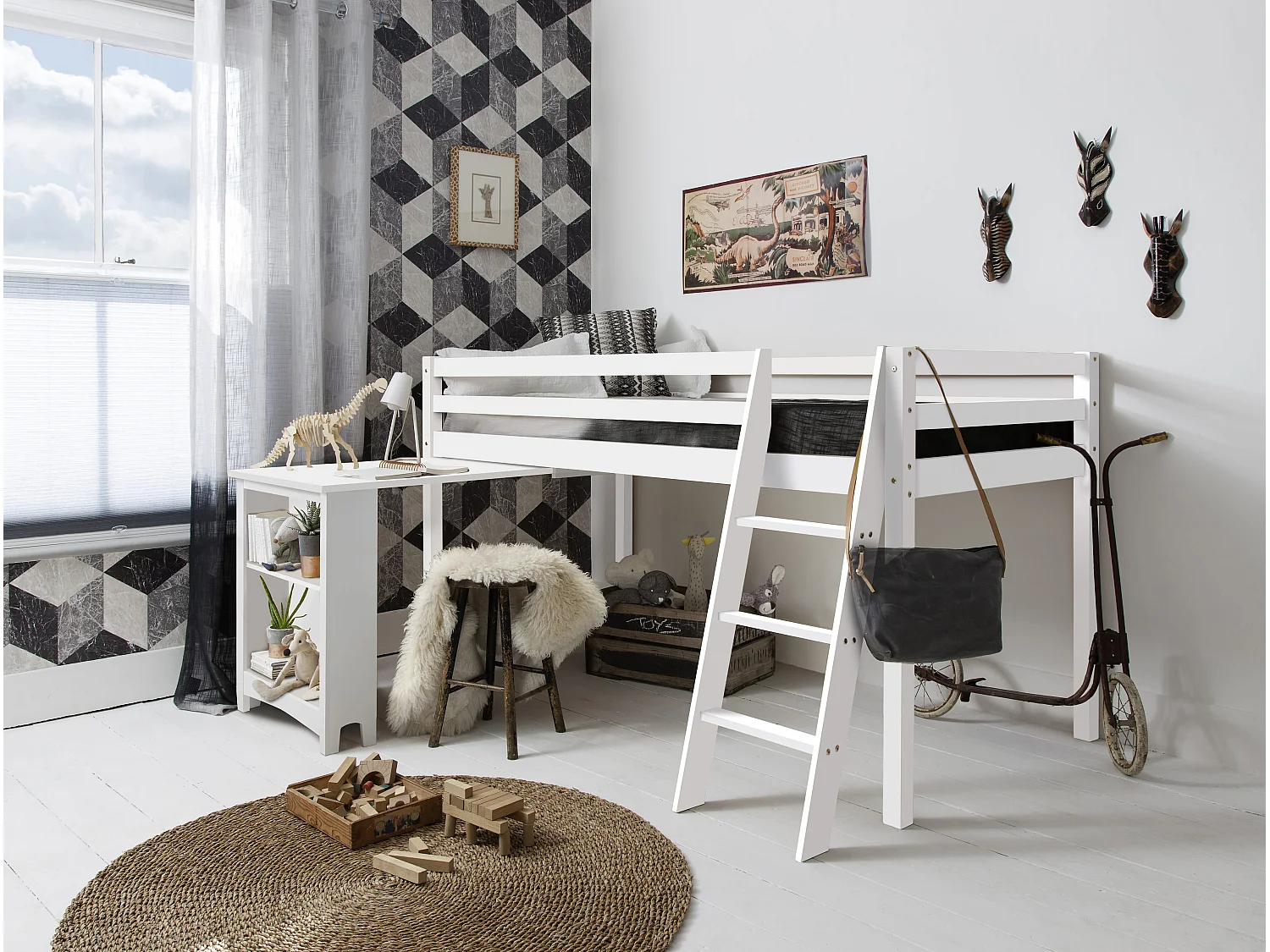 Noa & Nani Pull out Desk for Cabin Bed in White