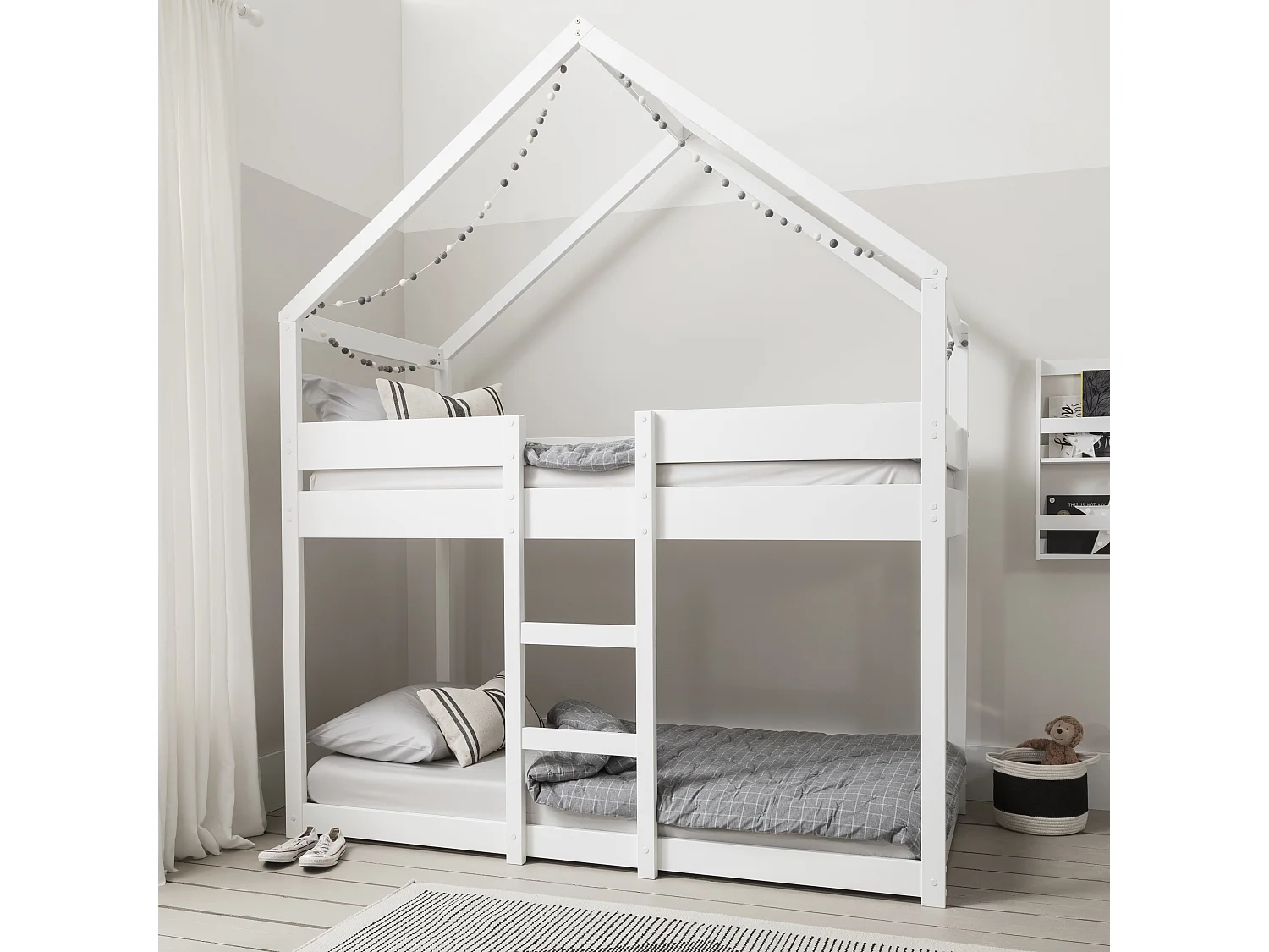 Noa & Nani Sofie Bunk Bed House Cabin in White