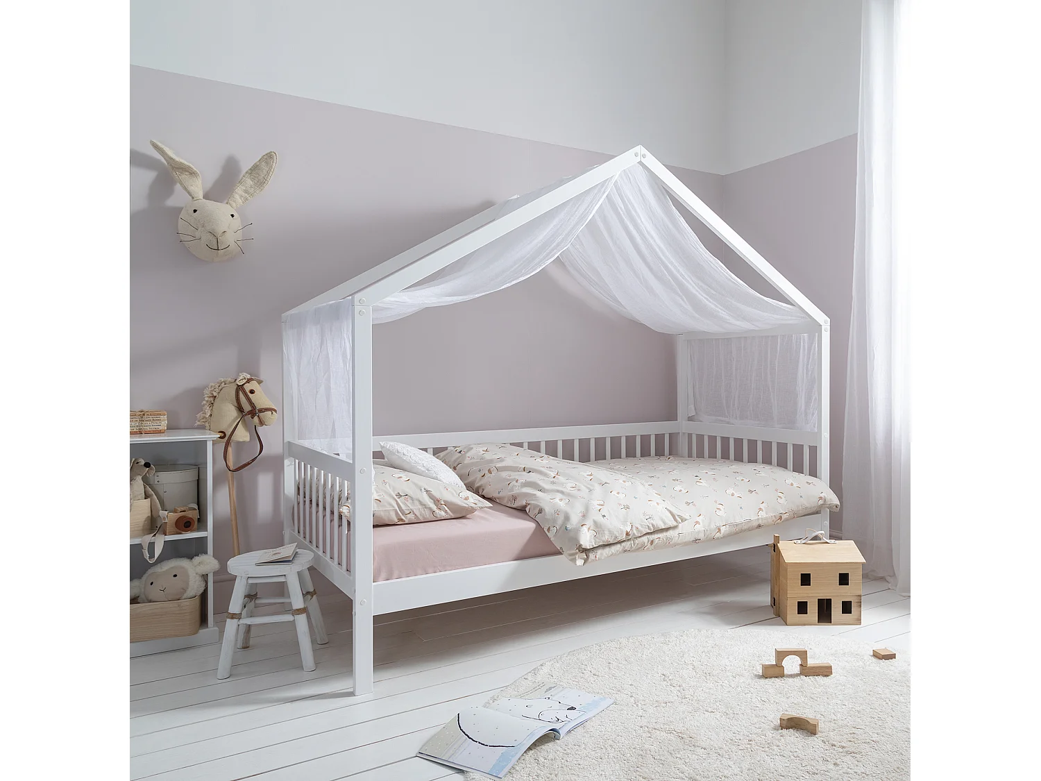 Noa & Nani Lottie Treehouse Single Day Bed in White