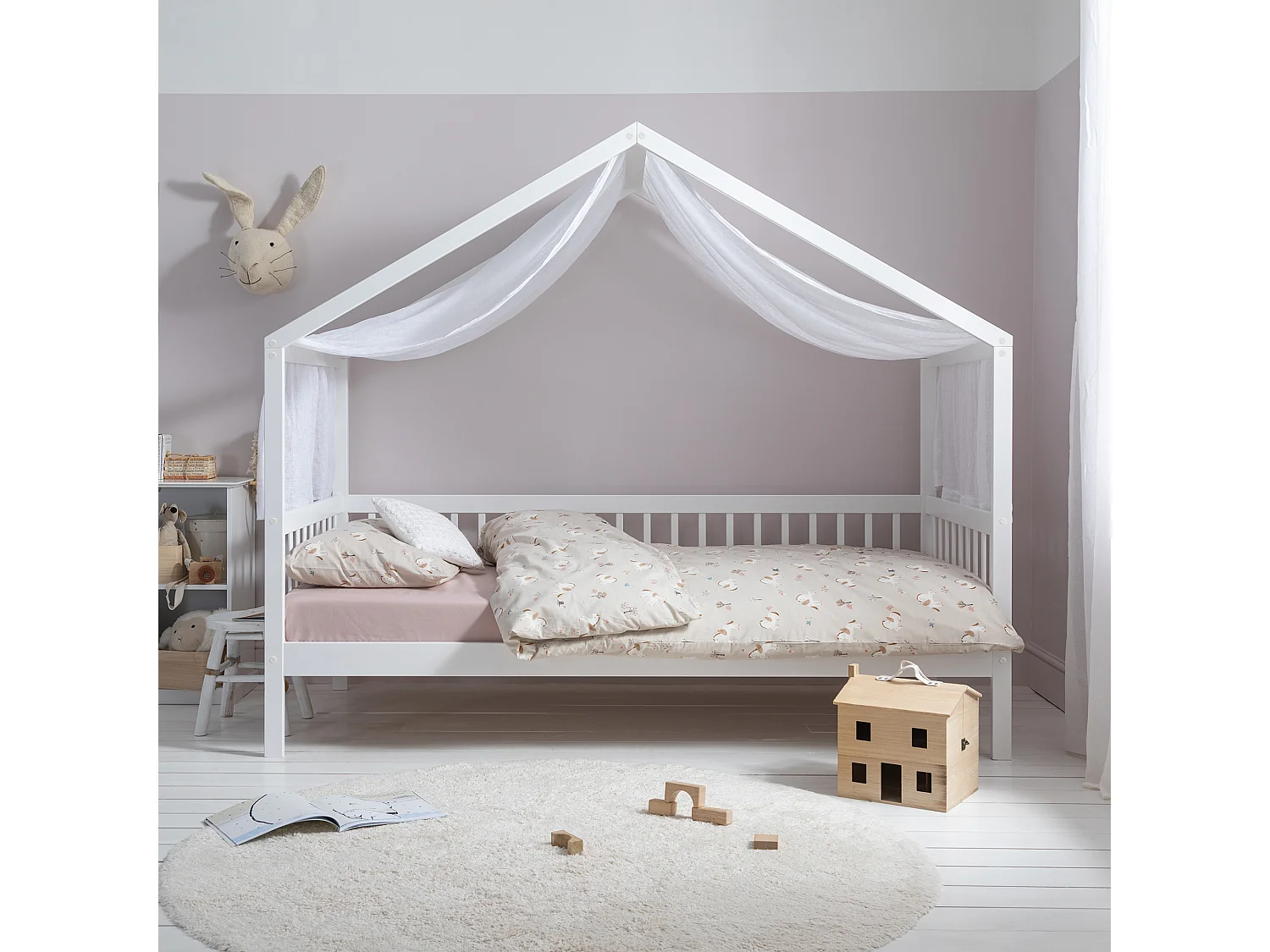 Noa & Nani Lottie Treehouse Single Day Bed in White