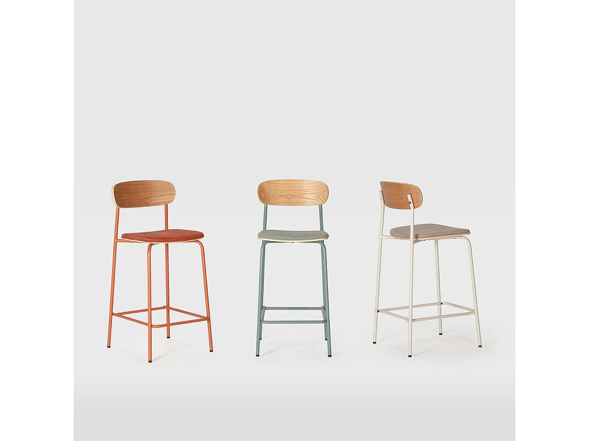 Lot de 4 tabourets de bar dossier bois assise tissu beige et pieds métal blanc - RIDILA