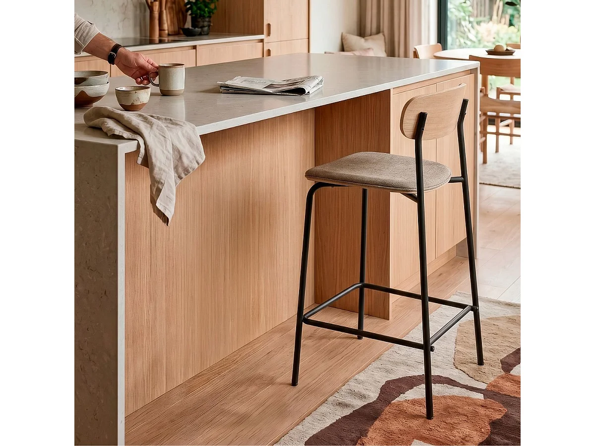 Lot de 2 tabourets de bar dossier bois assise tissu taupe et pieds métal noir - RIDILA
