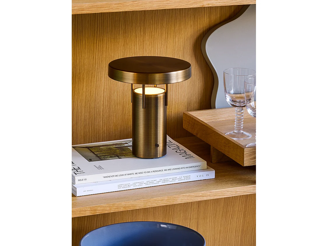 Hübsch Lampe Portable Mini Fer Burnished Brass BRINGME