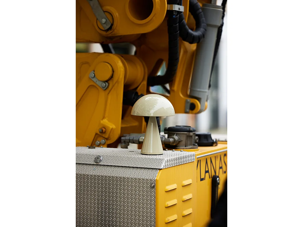 Hübsch Lampe portable Bois Fer Sable clair MUSH