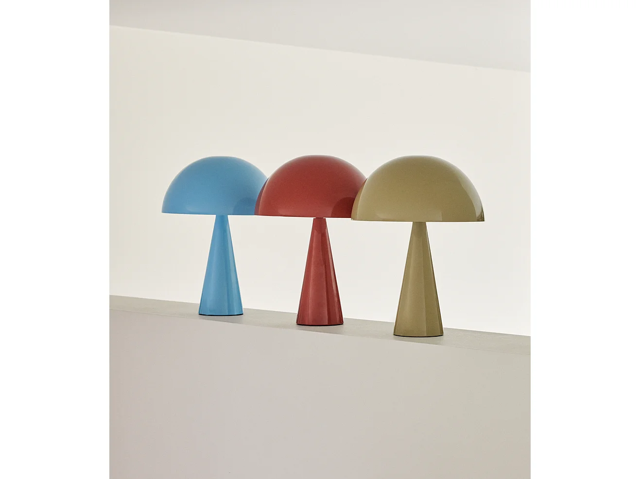Hübsch Lampe de Table Mini Fer Bleu Clair MUSH