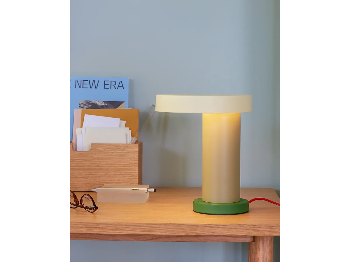 Hübsch Lampe de Table Vert Olive Iron MAGIC