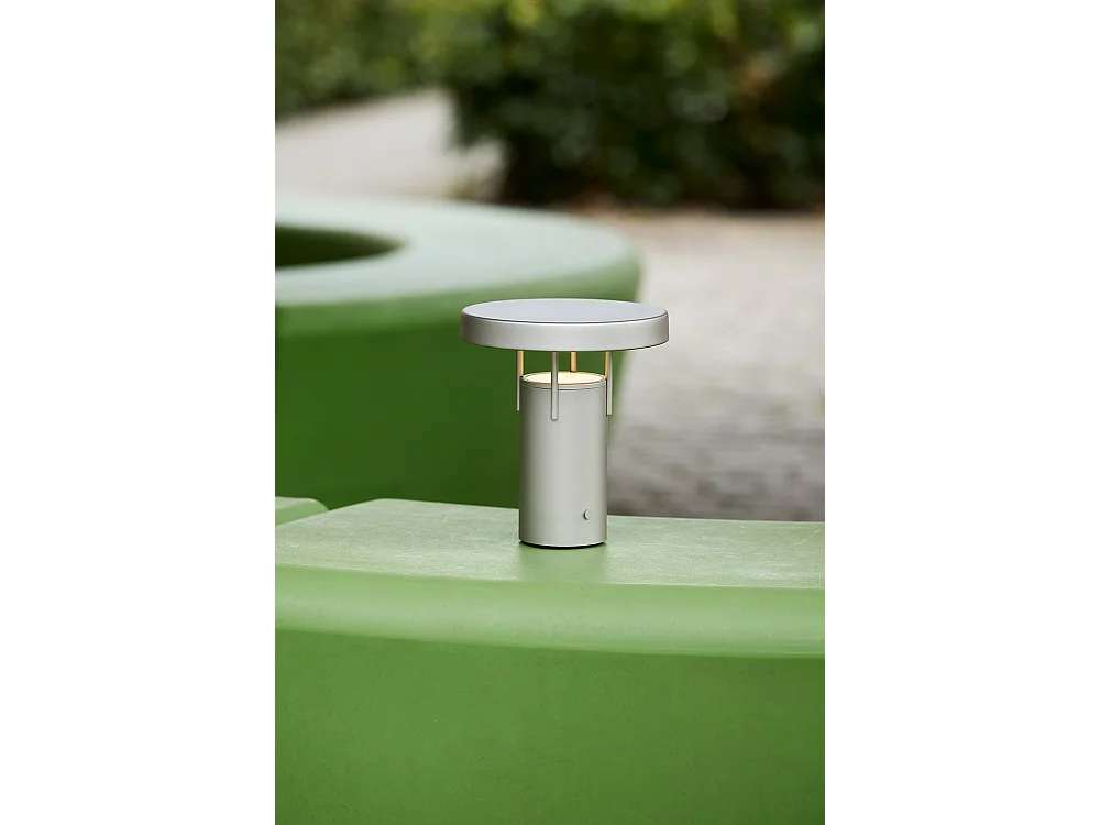 Hübsch Lampe Portable Mini Fer  Metallic Sand BRINGME
