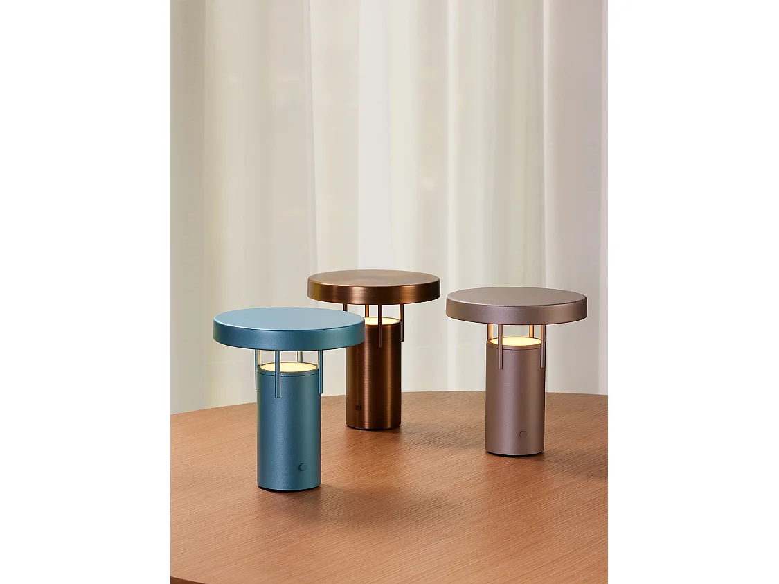 Hübsch Lampe Portable Mini Fer  Metallic Sand BRINGME