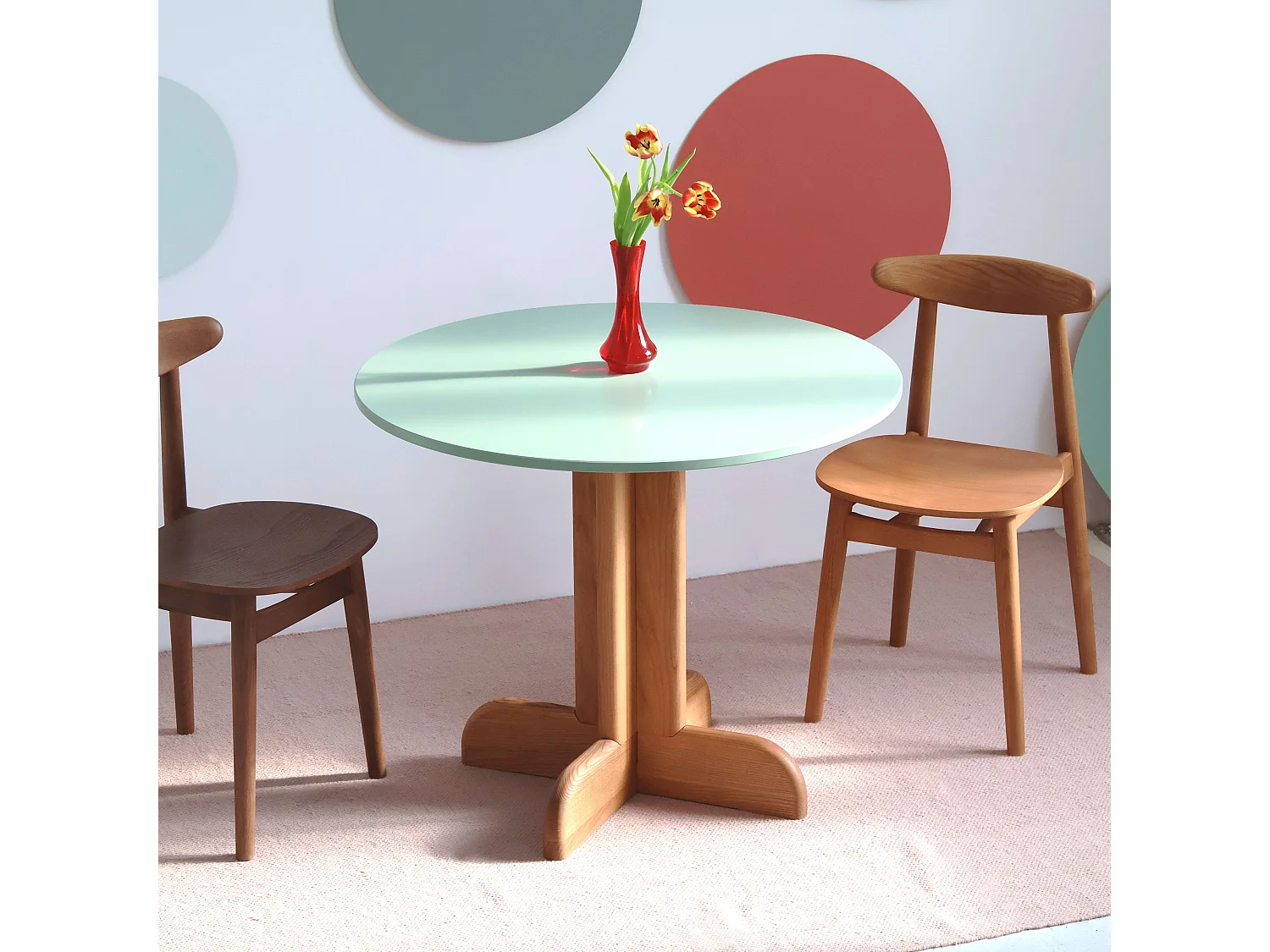 Table à manger ronde Dega Ø 80 cm, 2 personnes - Vert Sauge | Pied en frêne teinté noyer