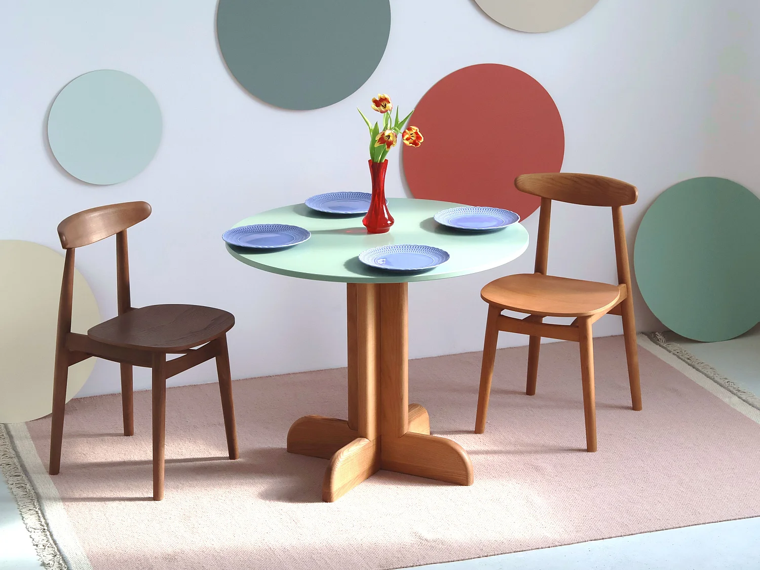 Table à manger ronde Dega Ø 80 cm, 2 personnes - Vert Sauge | Pied en frêne teinté chêne