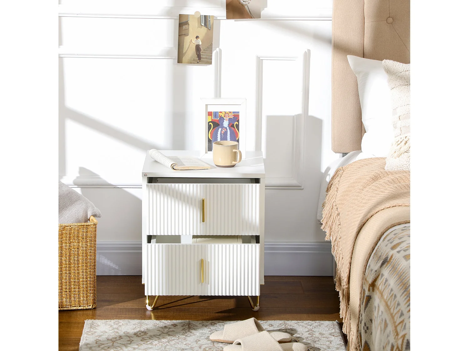 Nehana Set of 2 White and Gold 2 Drawer Bedside Chests