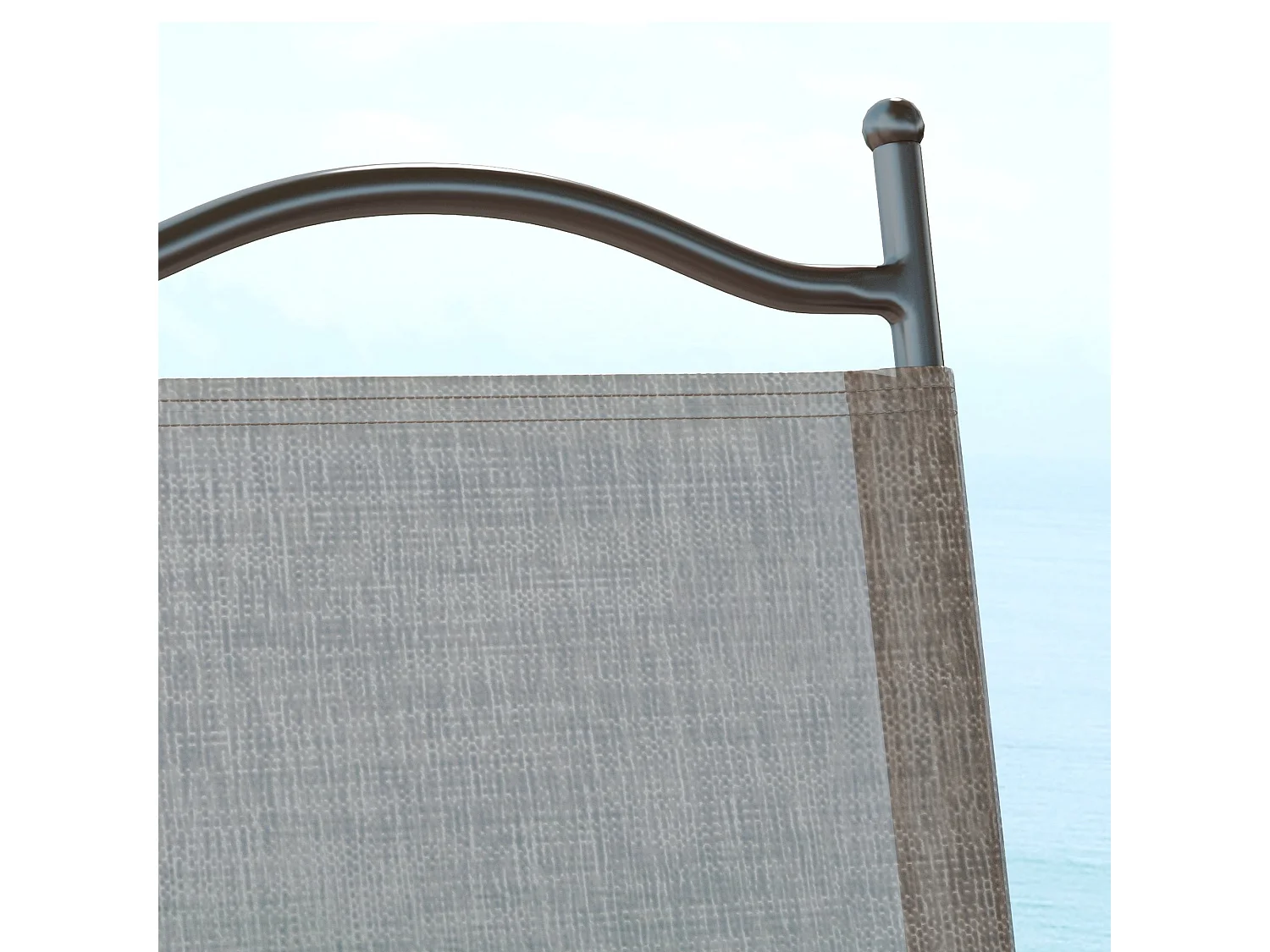 Hazivi Set of 2 Cream Mesh and Brown Metal Folding Garden Chairs