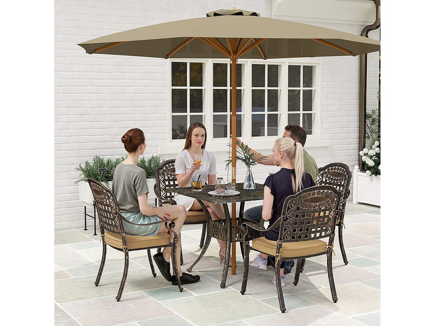 Monake 4 Seater Bronze Cast Aluminium Outdoor Dining Set