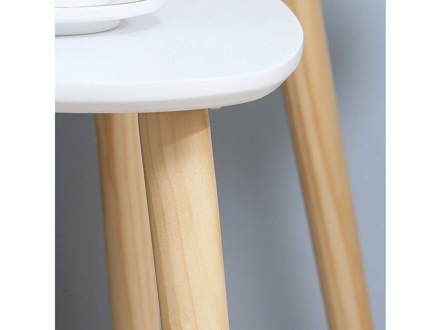 Nolura Set of 2 Nesting Side Tables White Tops with Solid Pine Legs