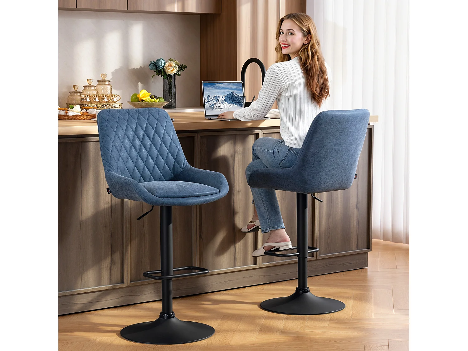 Sekamo Set of 2 Dark Blue Faux Leather Retro Bar Stools