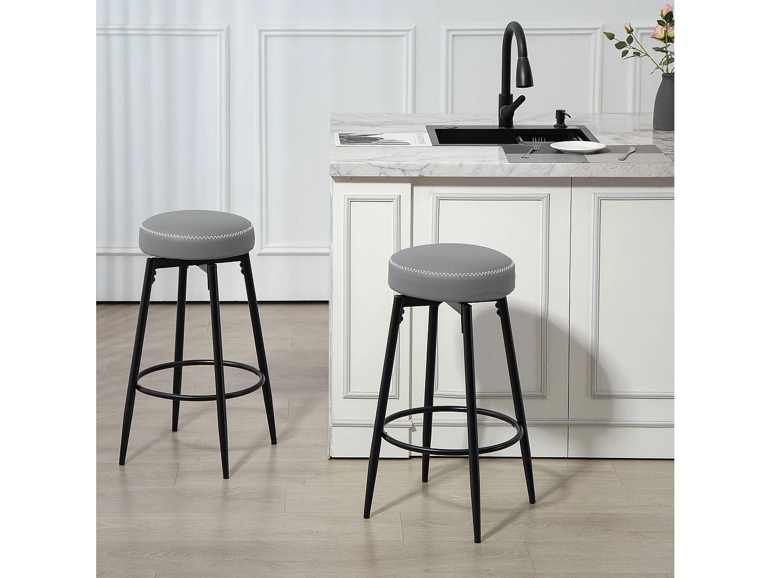 Relura Faux Leather Bar Stools Set of 2 Grey and Black Swivel Footrests