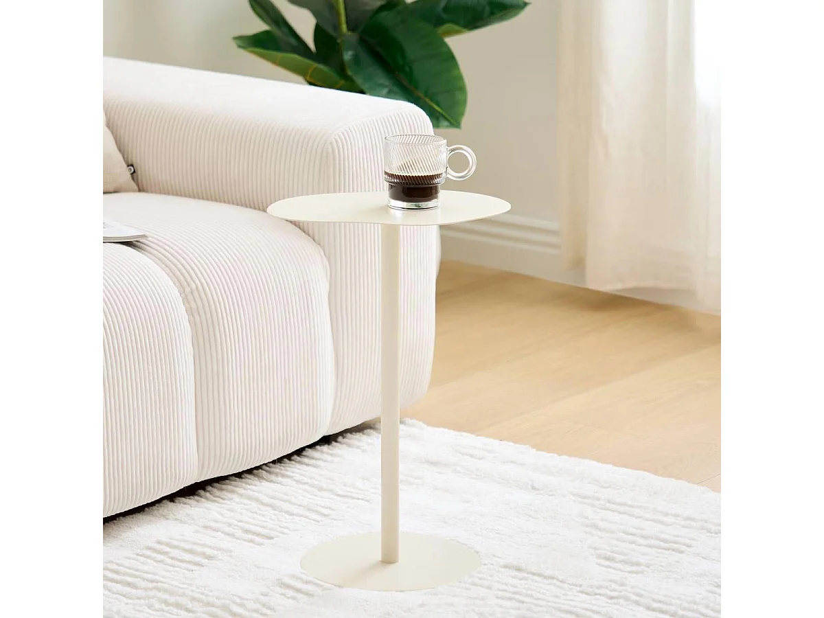 Table d'Appoint en Métal "Sora" 50cm Beige