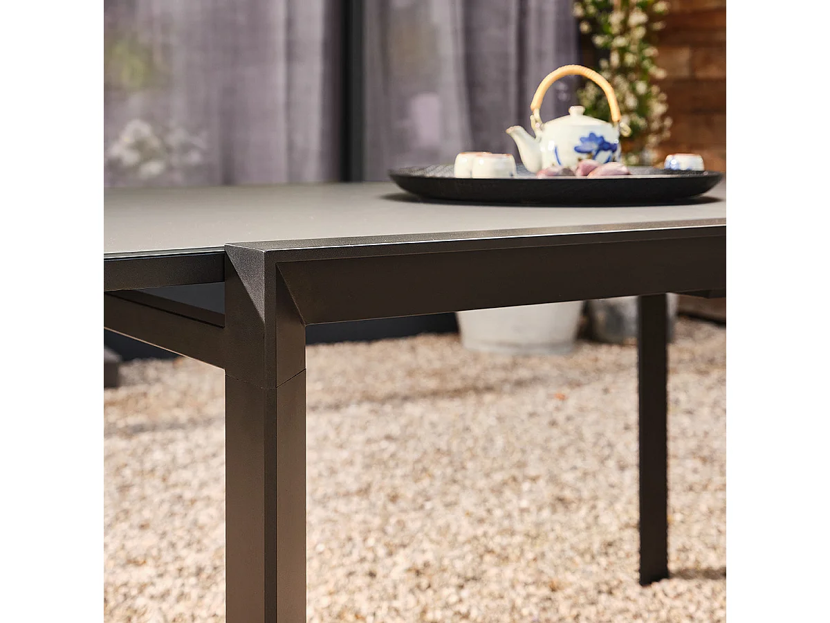 Table de jardin en aluminium noir extensible 6/10 pers.