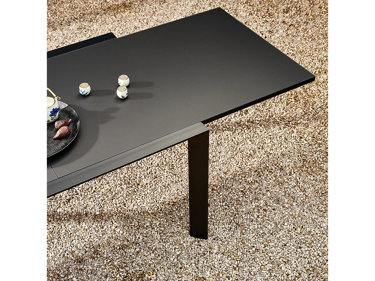 Table de jardin en aluminium noir extensible 6/10 pers.
