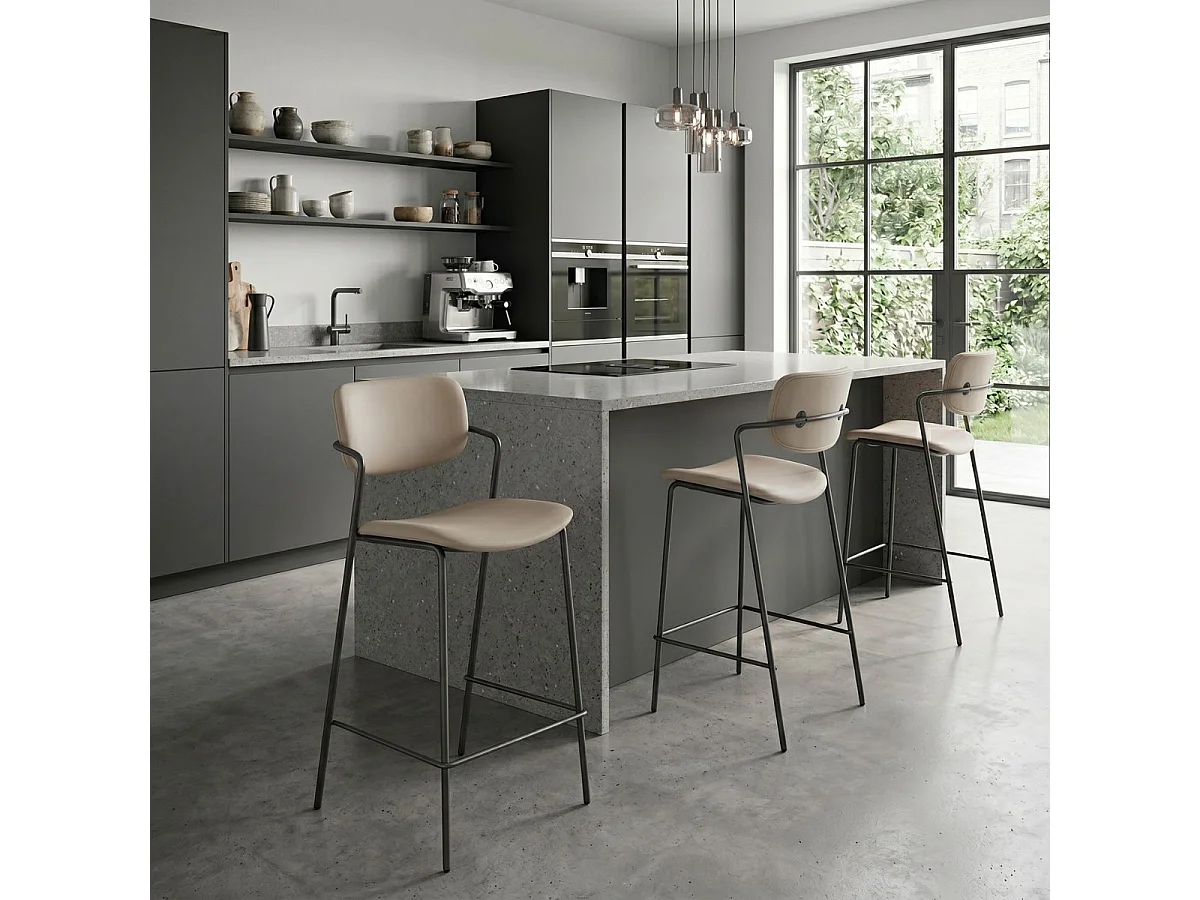 Lot de 2 tabourets de bar structure métal noir assise et dossier en PU gris bleuté - AKIMA