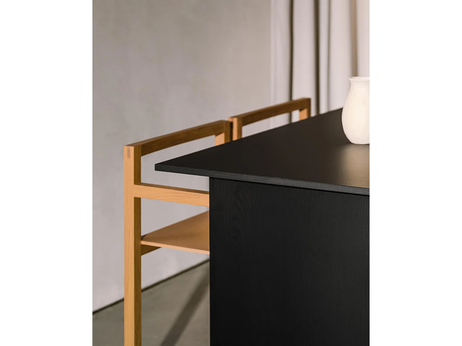 Hett Tafel 130 x 80 cm - Vulcano Black Oak, Melamine fineer