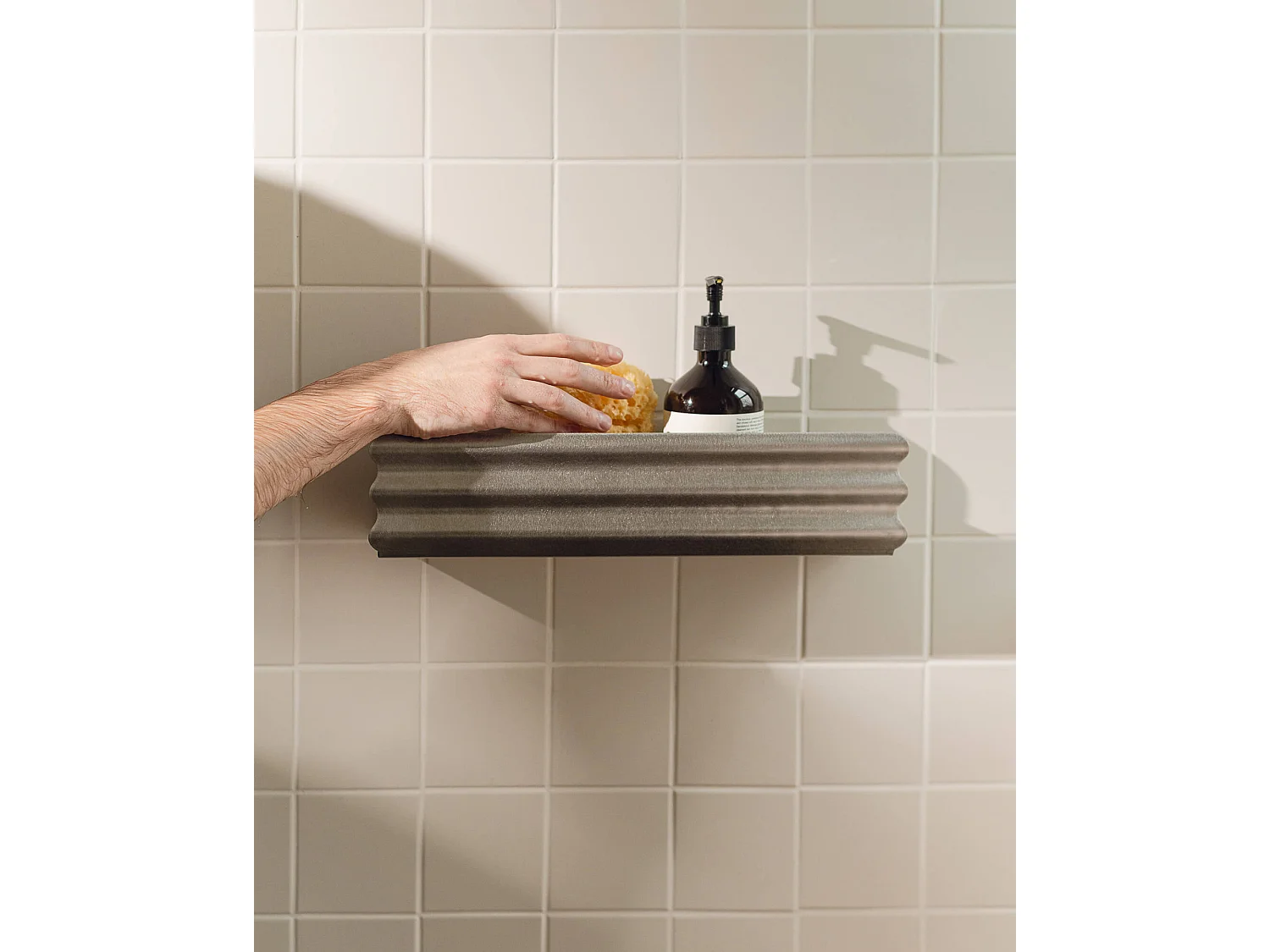 Étagère de douche Olbi en acier inoxydable - rangement drainant pour shampoings et soins