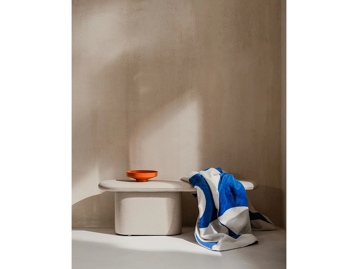 Rull Bank - gepolsterte Wolloptik, 130 x 36 x 39,6 cm
