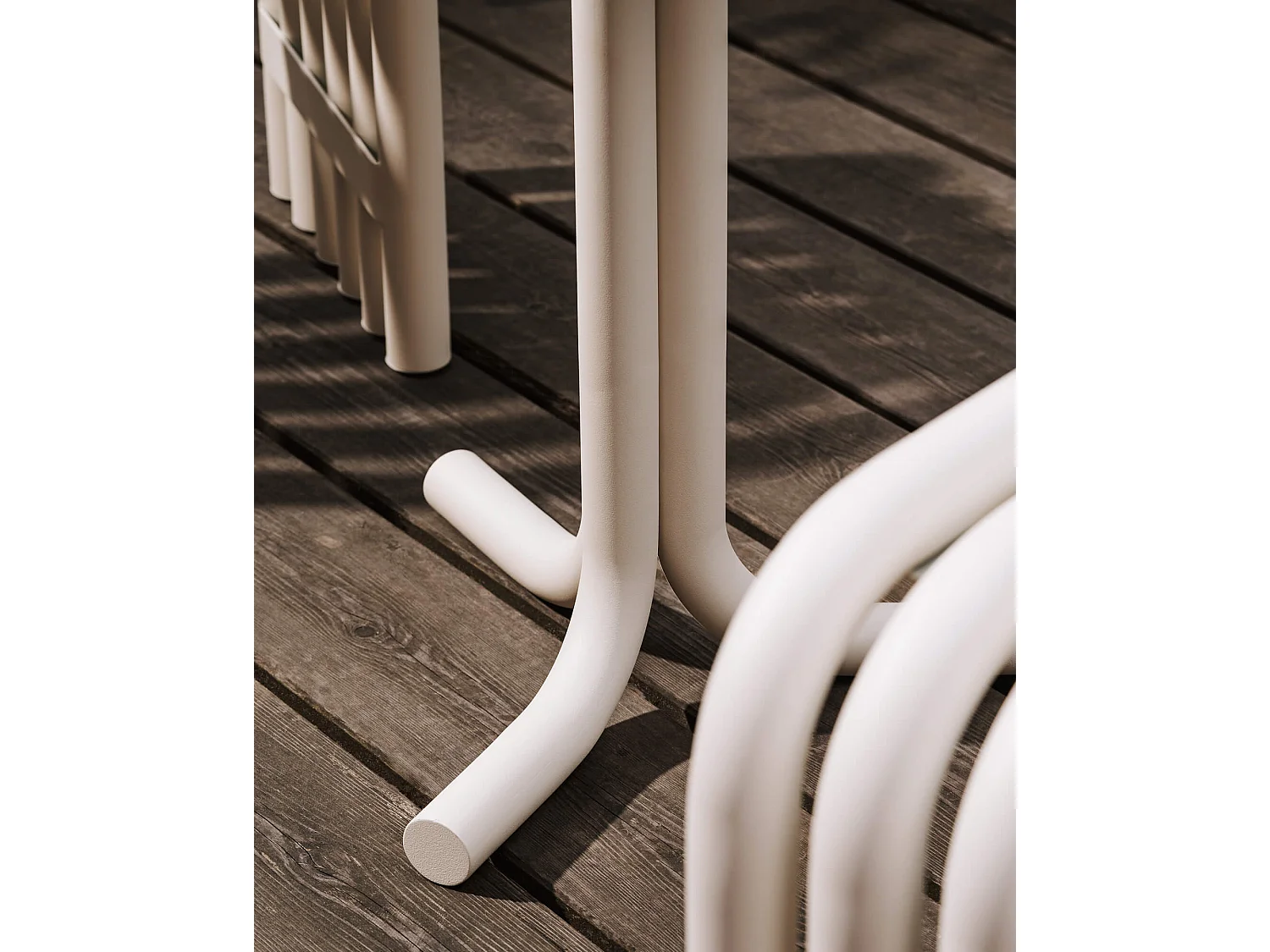 Table de bistrot Nokk - acier galvanisé 59 x 59 x 73 cm, usage intérieur et extérieur