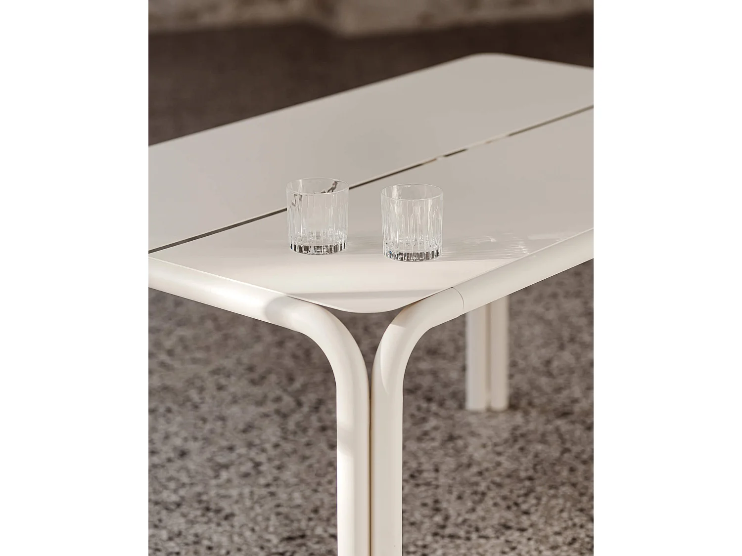 Table Nokk - table en acier durable intérieur et extérieur, design épuré