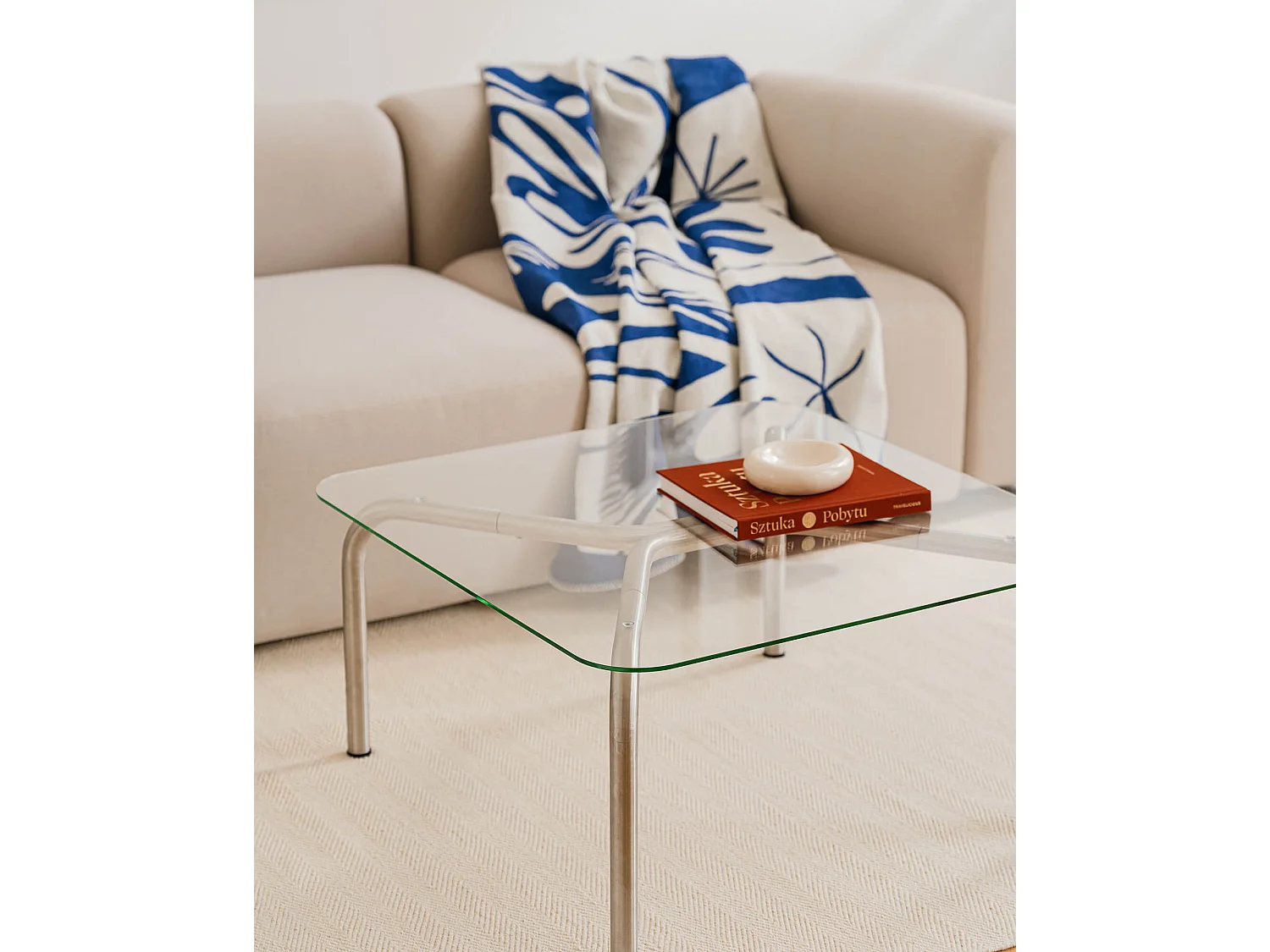 Table basse industrielle noo.ma 80x80 cm plateau verre pieds acier brossé