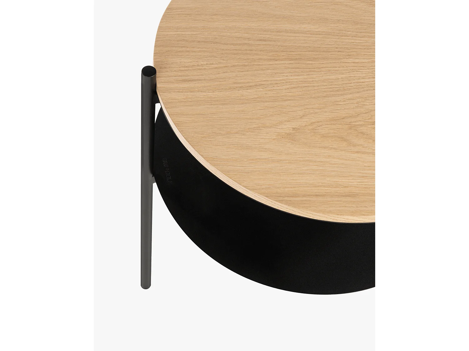 Table de chevet ronde Tu - plateau plaqué noyer, tablette inférieure, style moderne