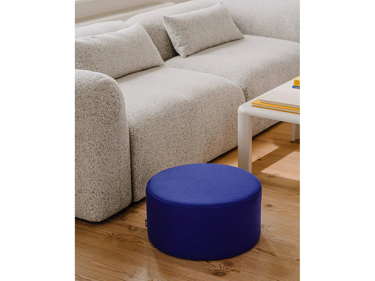 noo.ma Pouf Folk petit - carré 50x50x25 cm, minimaliste moderne