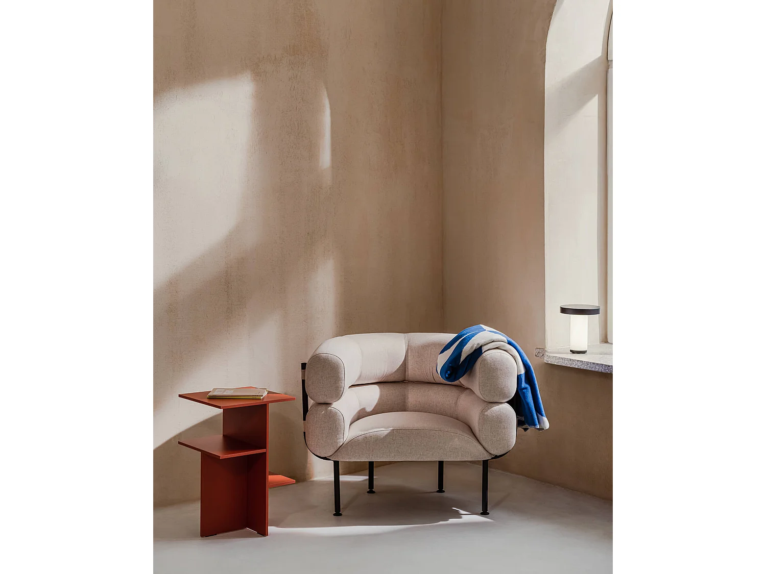 noo.ma Ubi fauteuil - ronde moderne stoel, Blueberry Pie wolblend, vaste zit
