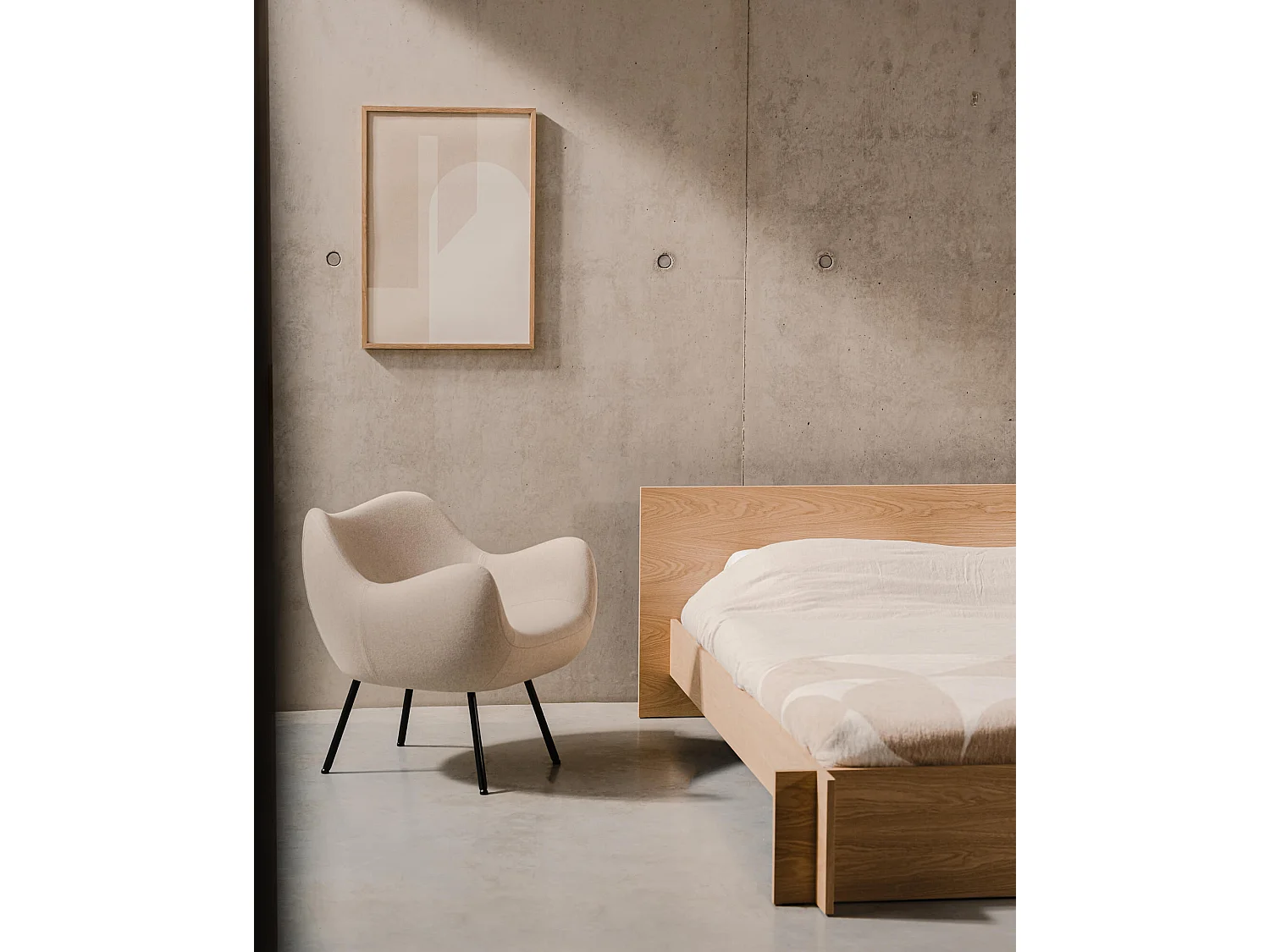 RM58 Fauteuil - heruitgave Roman Modzelewski, gewatteerde stoel met wollen bekleding
