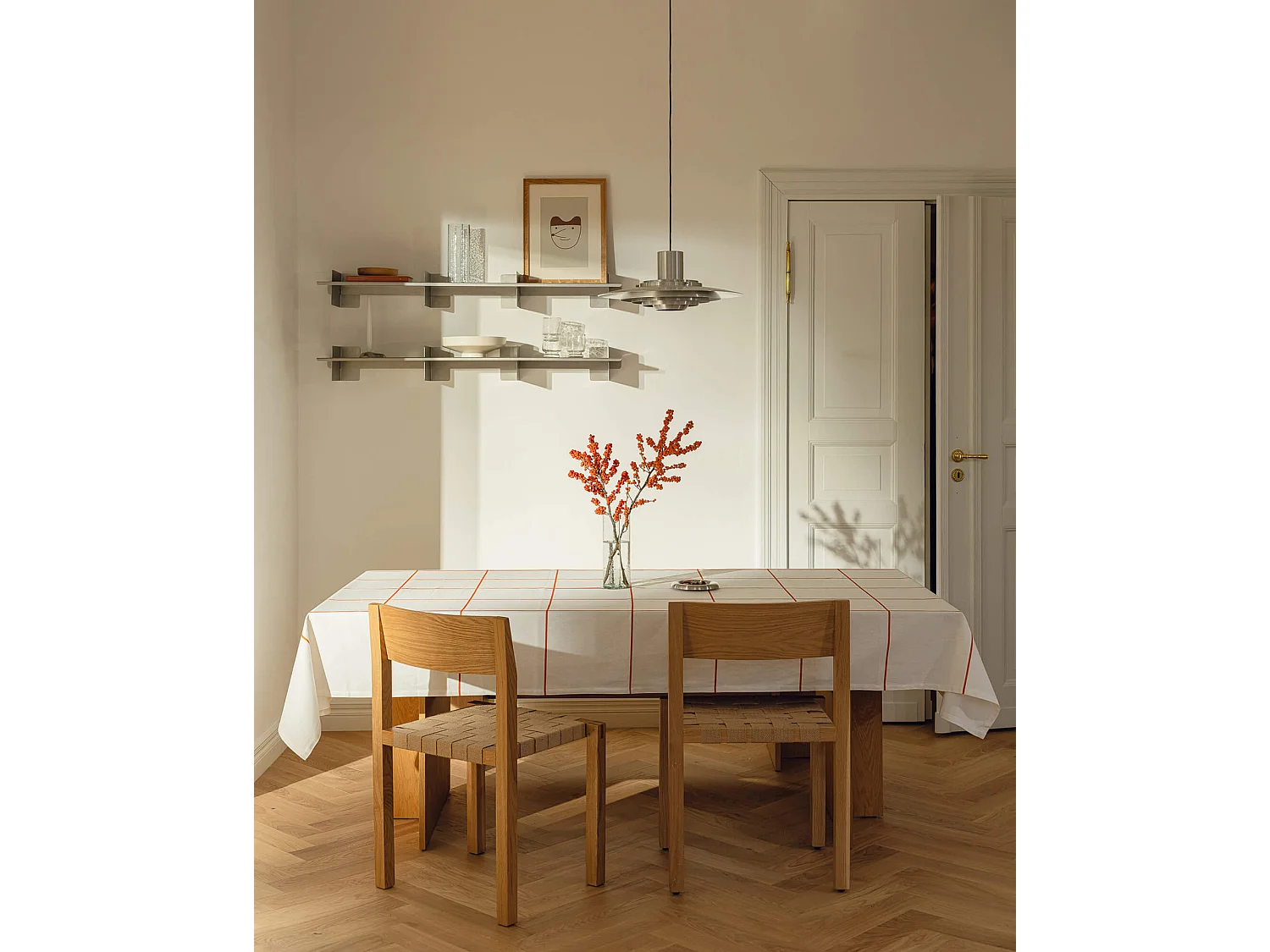 noo.ma Toli Stoel - minimalistisch design, jute zitting, zonder armleuningen