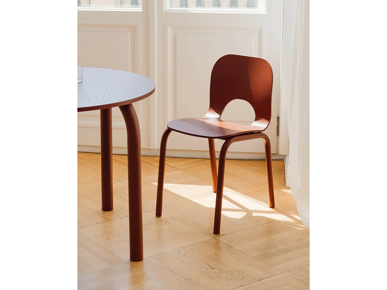 Atto stoel - moderne houten en metalen stoel, matte afwerking