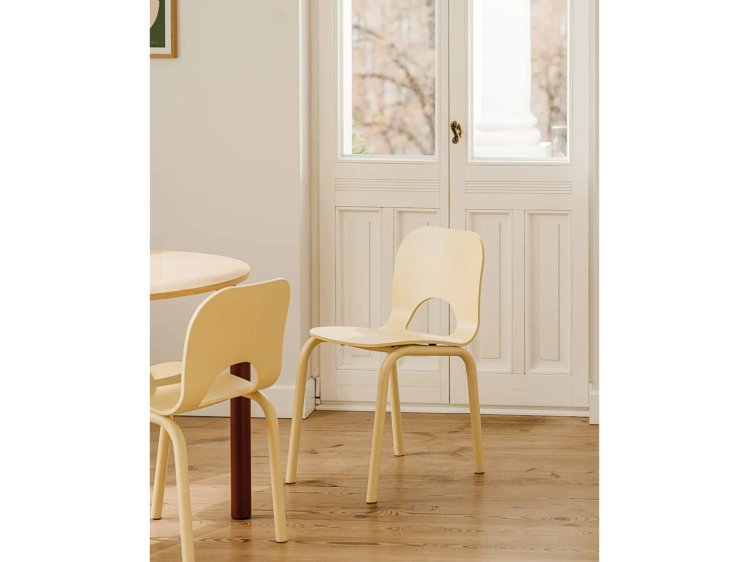 Atto stoel - moderne houten en metalen stoel, matte afwerking