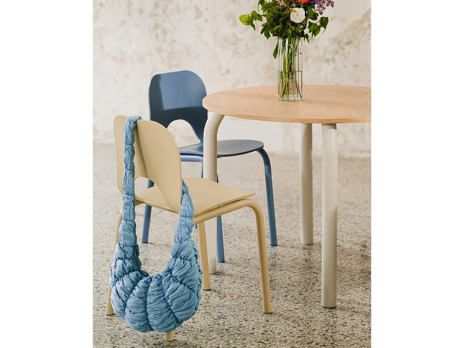 Atto stoel - moderne houten en metalen stoel, matte afwerking