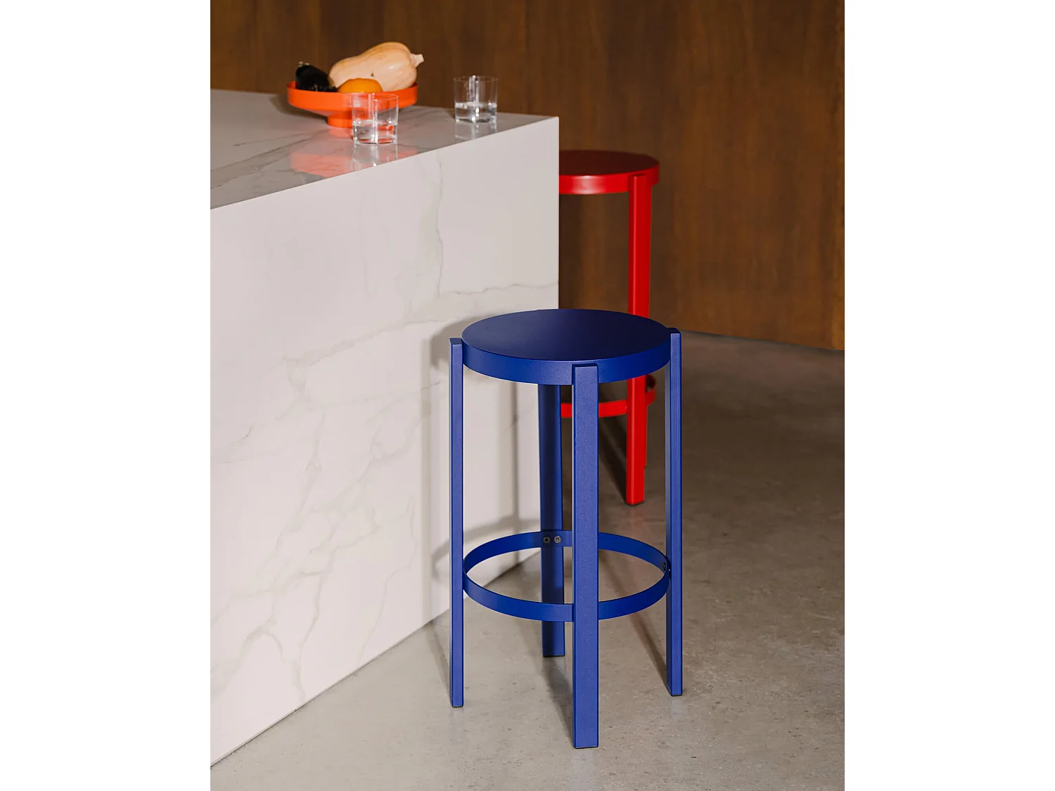 Stołek barowy Doon 65 cm - metalowy, wykończenie proszkowe