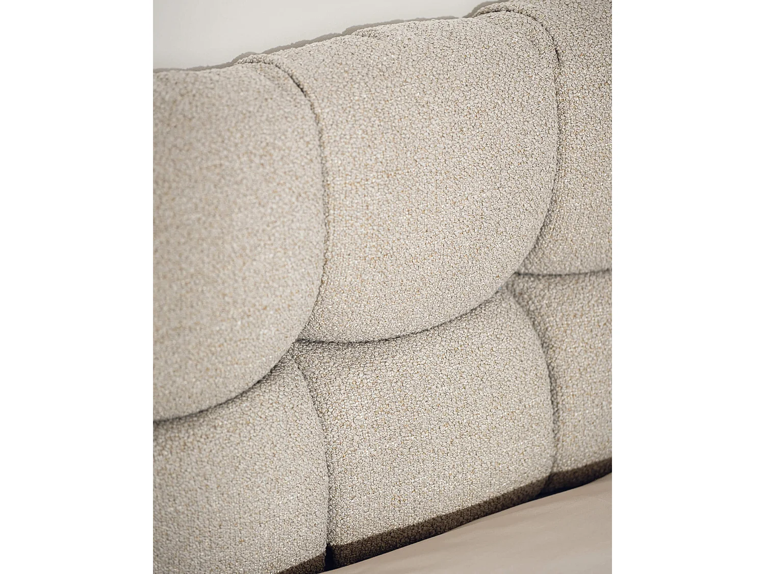 noo.ma Tête de lit Bolbi en bouclé chocolat, fixation murale, 40 cm de hauteur
