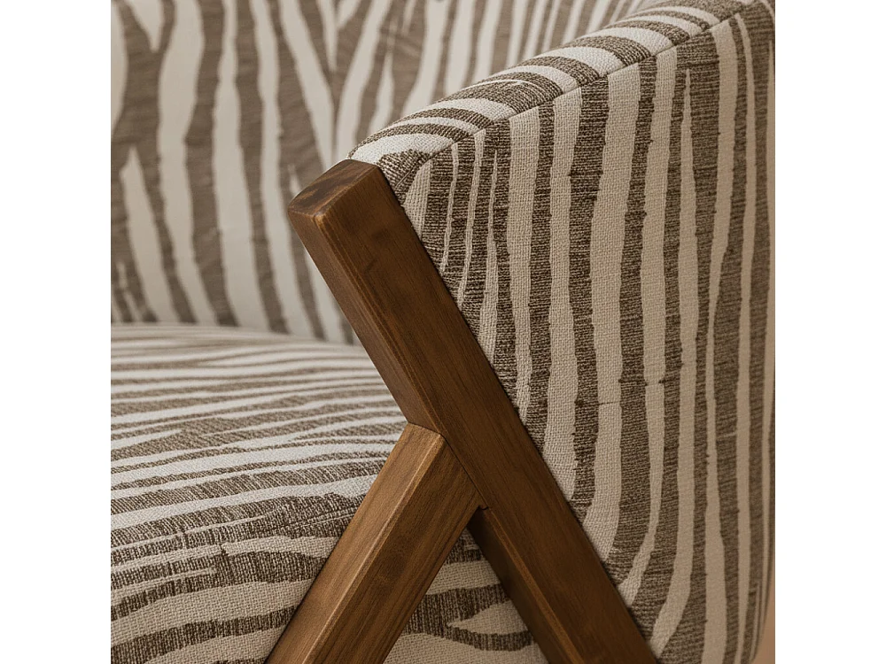 Malou - Fauteuil imprimé zèbre pieds bois foncé - Beige