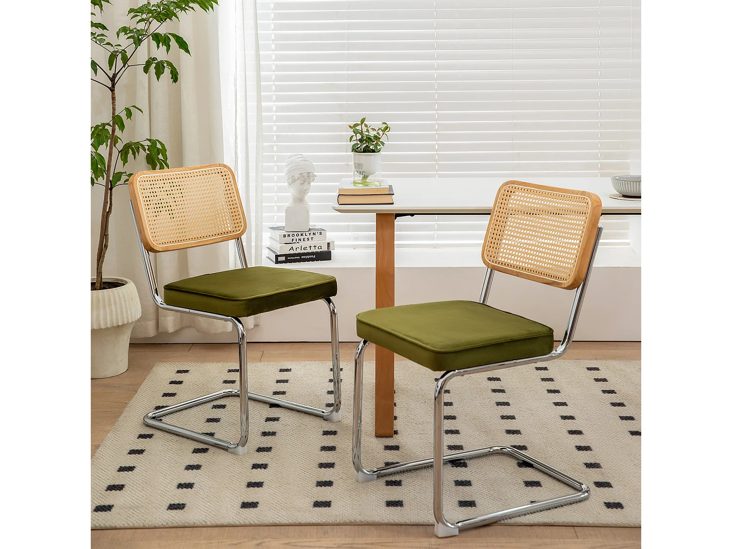 Lot de 2 chaises de salle à manger en rotin et velours - Pieds chromés - Vert